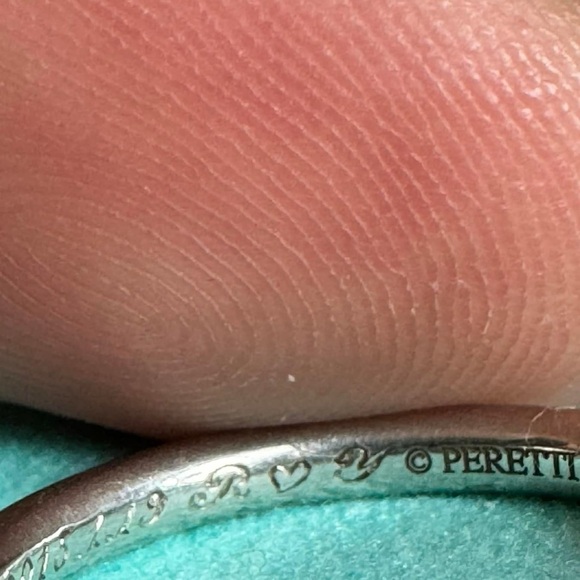 Tiffany&Co platinum curved wedding band *PRICE is FIRM* - Picture 13 of 16